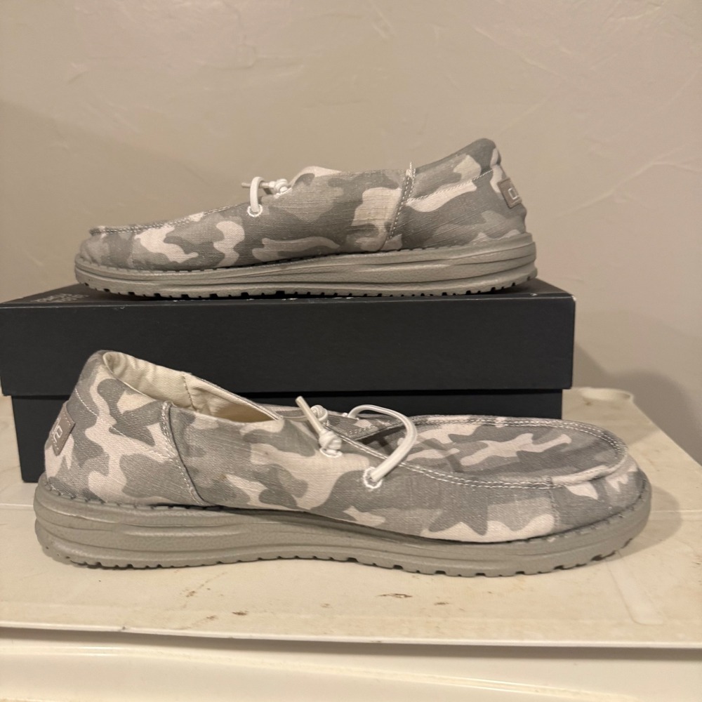 Hey Dude Wendy Funk Loafers Womens 9 Grey Cloud Camo Good Slip On Shoes
